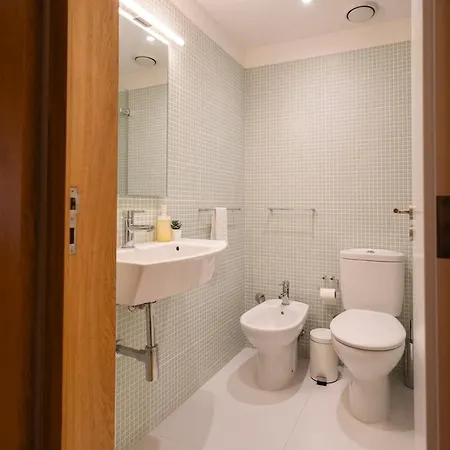 Modern 2-bedroom Near Cathedral Apartamento