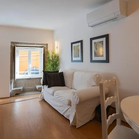 Modern 2-bedroom Near Cathedral